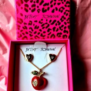 Betsey johnson jewelry set